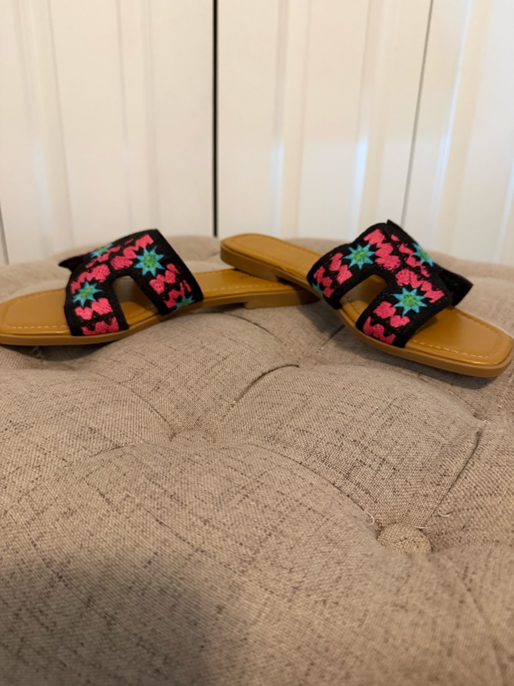 Bamboo Idea H Sandal Size 8 NWOB